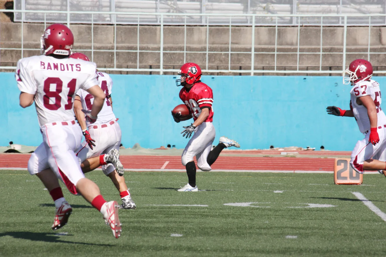 アメリカンフットボール部 活動風景03